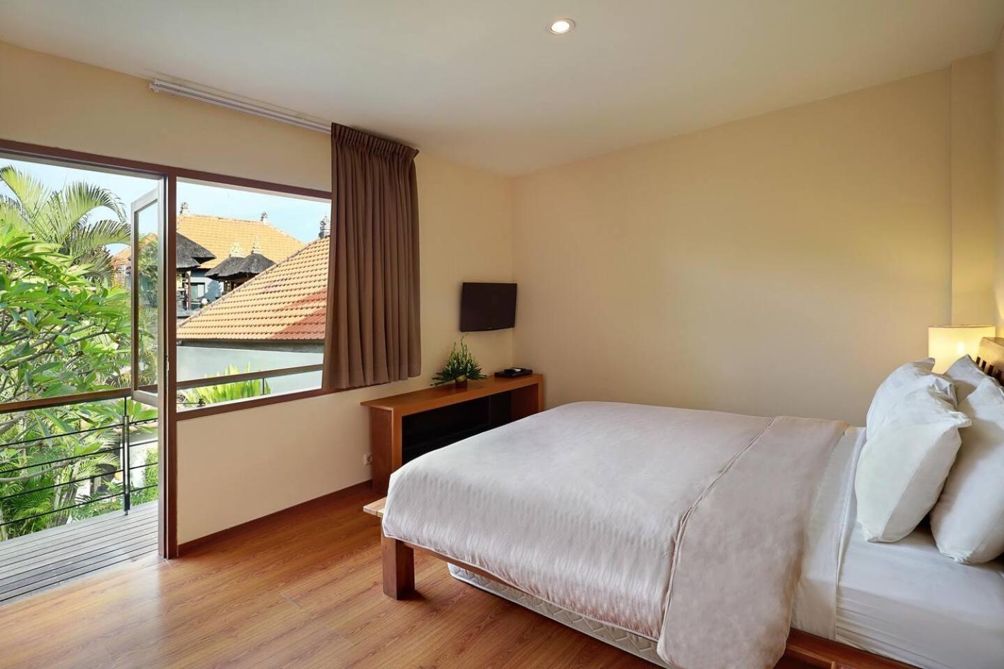 Super Value 4 Bedroom, Walk To Bintang Supermarket Seminyak Exterior foto